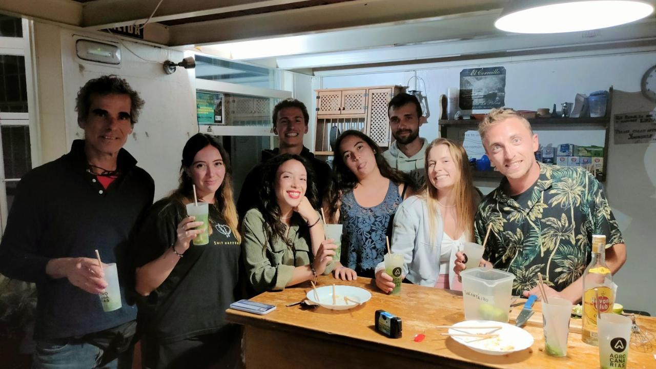 Hostel Albergue La Casa Encantada El Paso Dış mekan fotoğraf