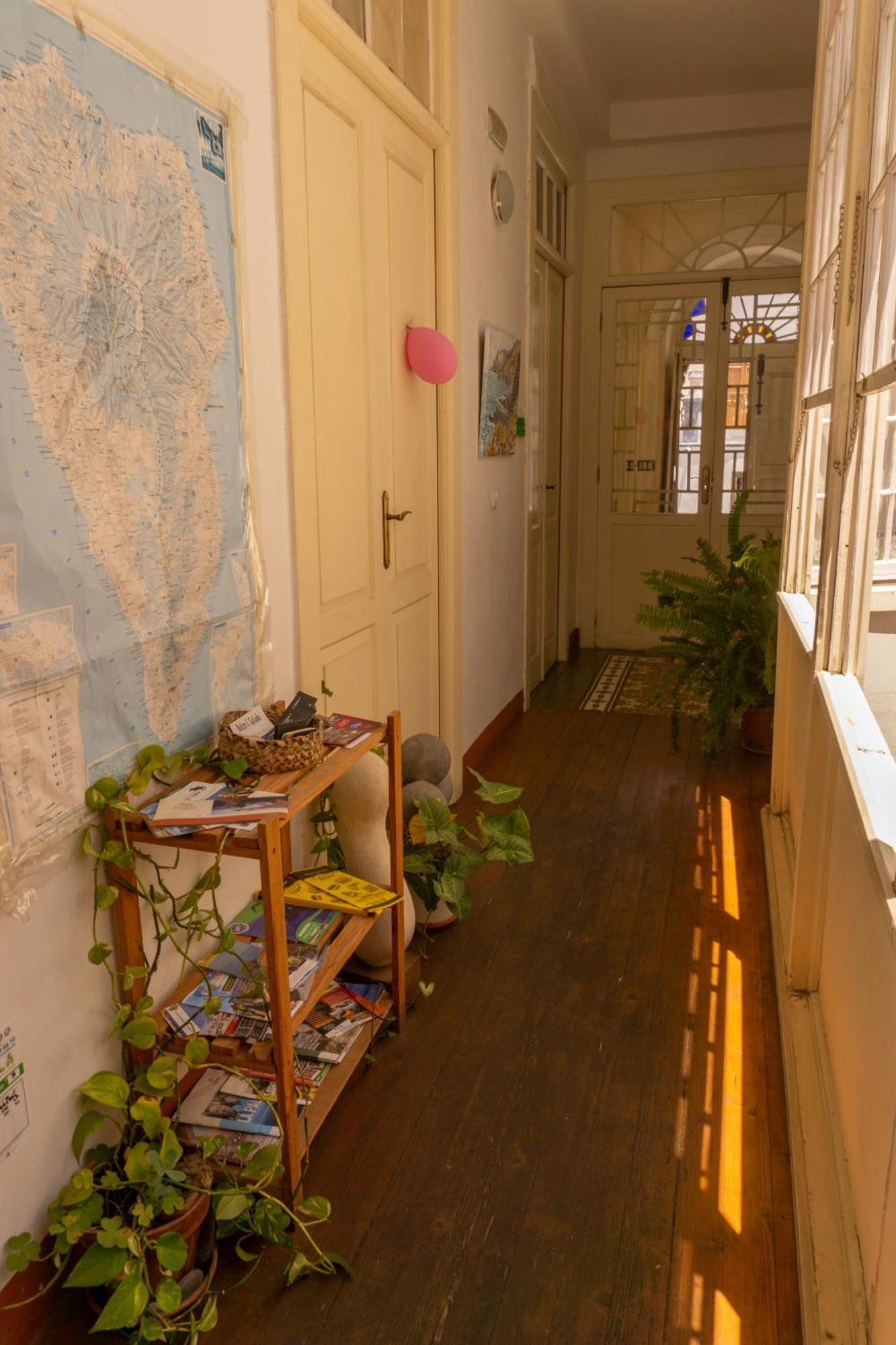 Hostel Albergue La Casa Encantada El Paso Dış mekan fotoğraf